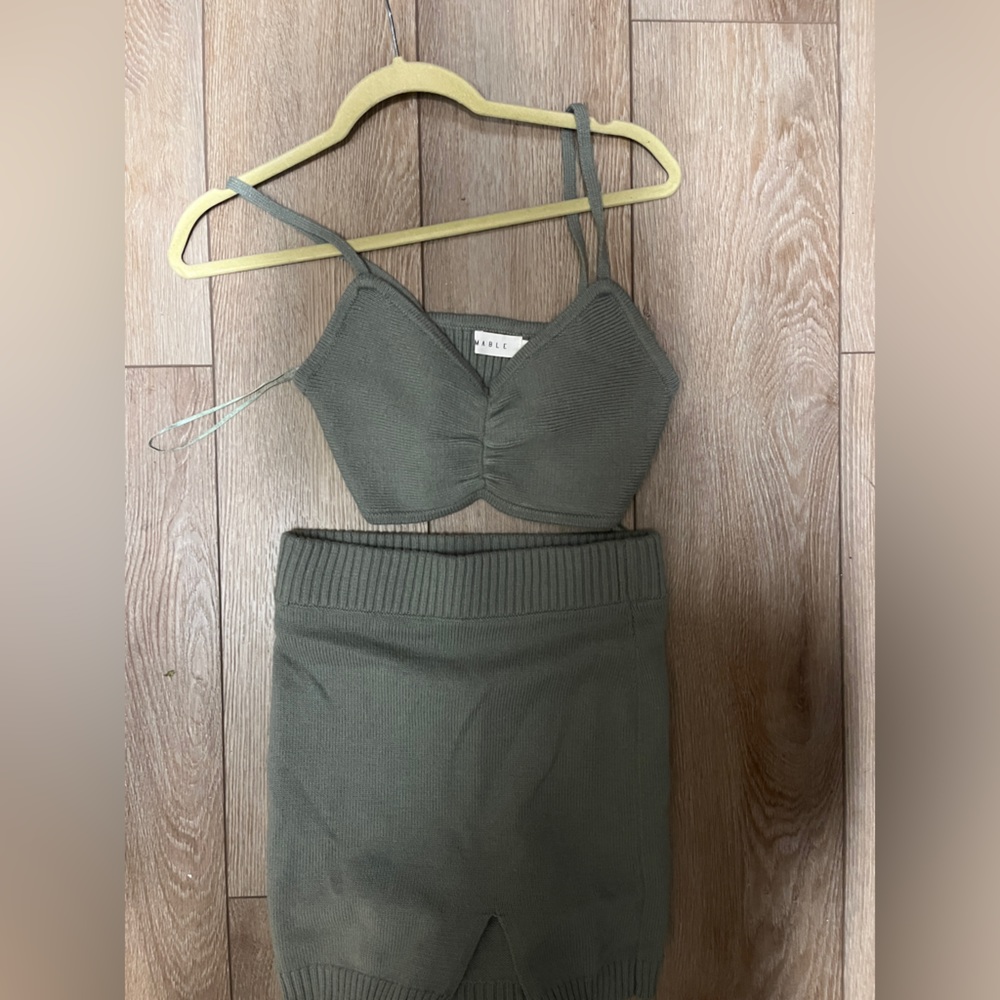 Mable knit skirt set